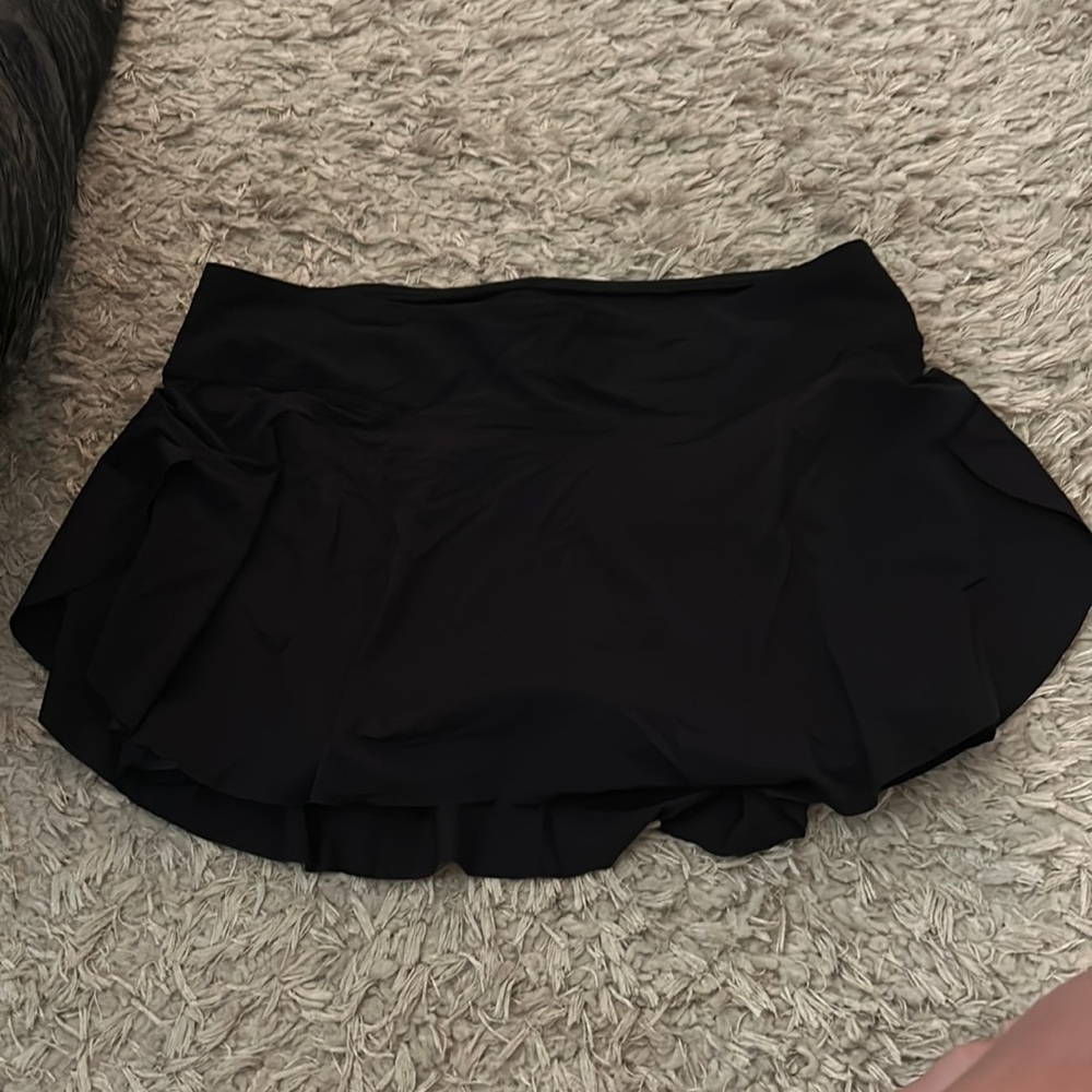 Lulu lemon skirt